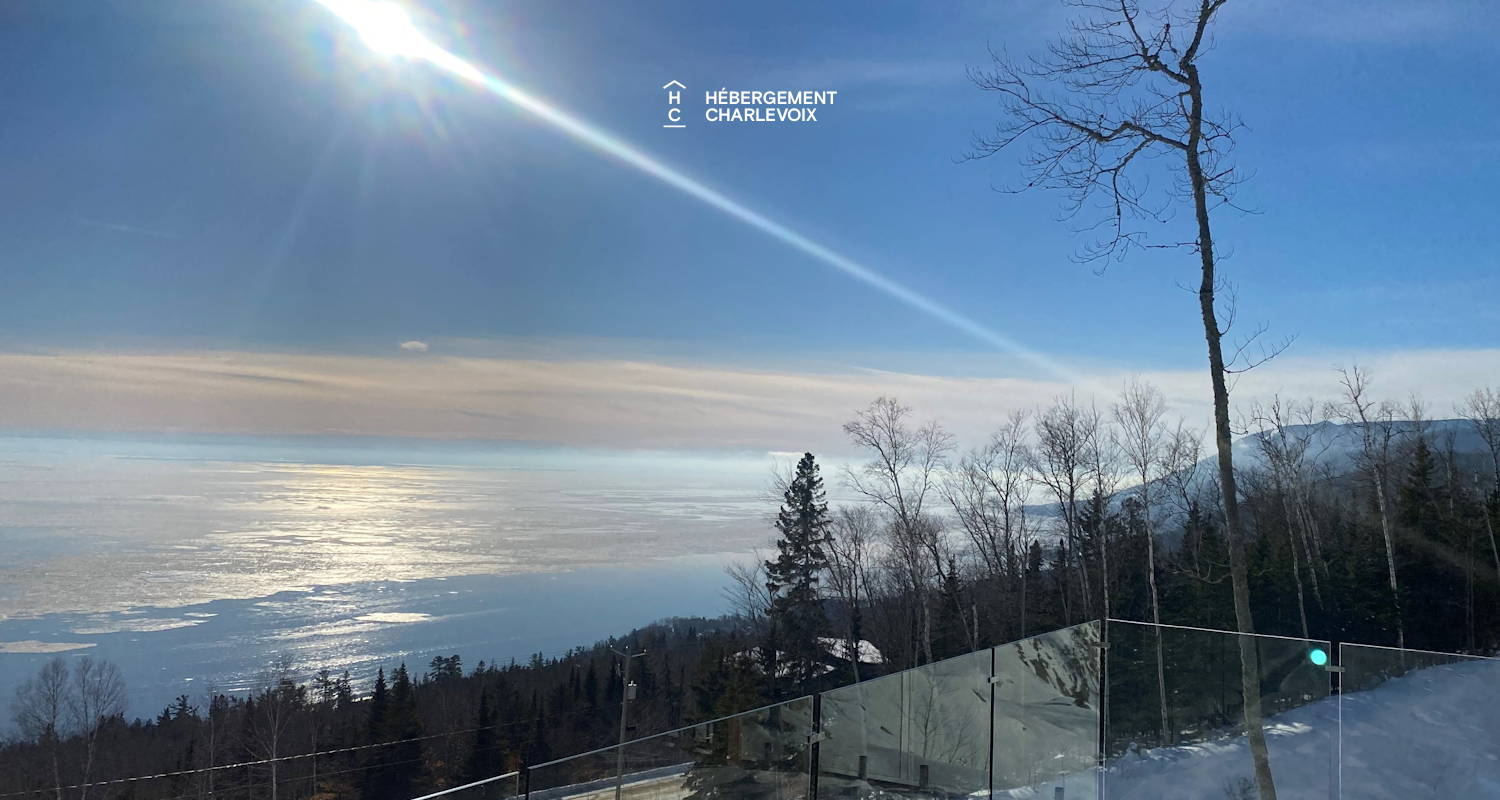 ROC-40 - Chalet neuf avec look contemporain avec vue sur le fleuve !